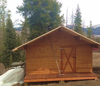 cabin-shelter-wyoming